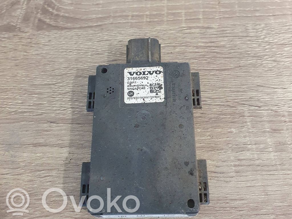 Volvo S90, V90 Blind spot module 