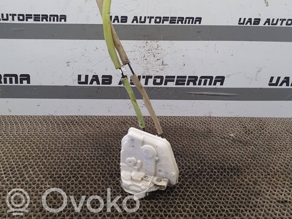 Mazda 3 II Priekšpusē slēdzene 