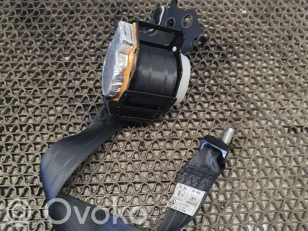 Mazda 3 II Cinturón trasero 