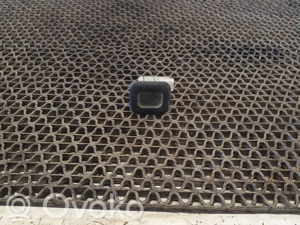 Citroen C4 II Picasso Tailgate/boot open switch button 