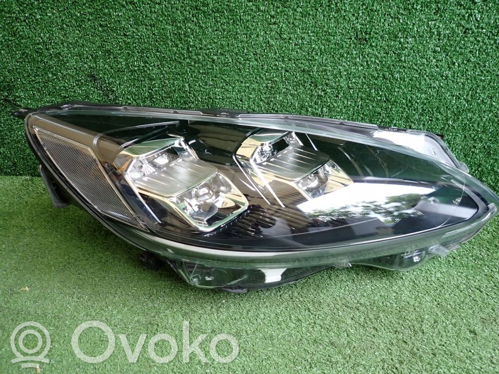 Ford Kuga III Priekinis žibintas 