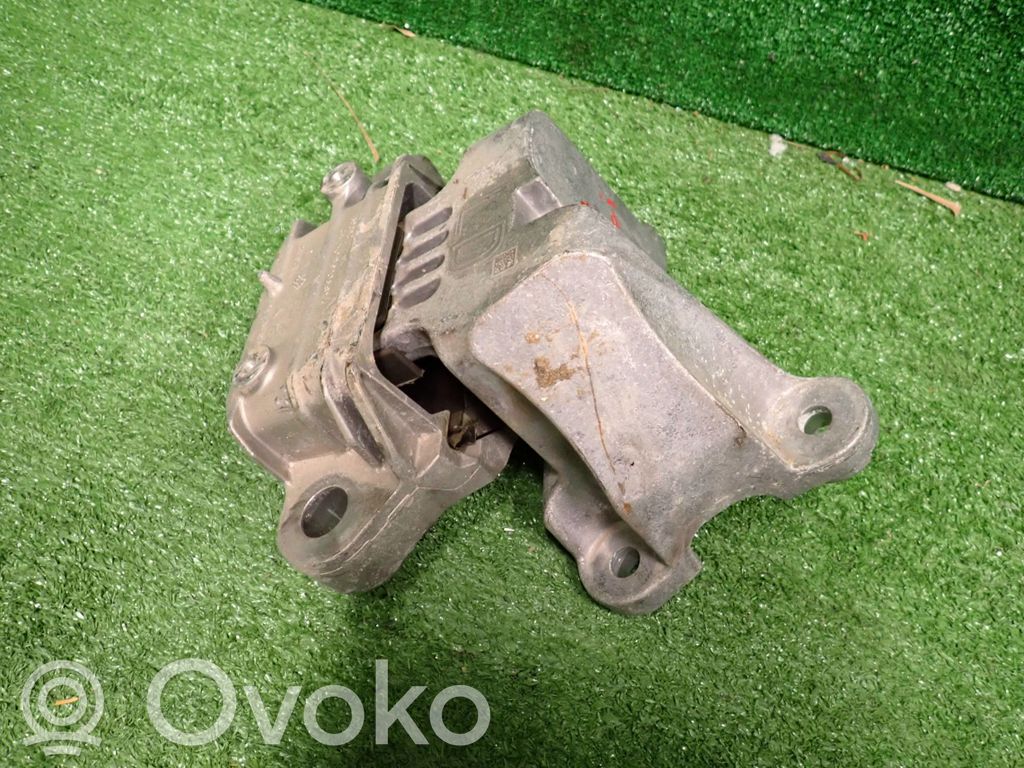Ford Kuga III Engine mount bracket 