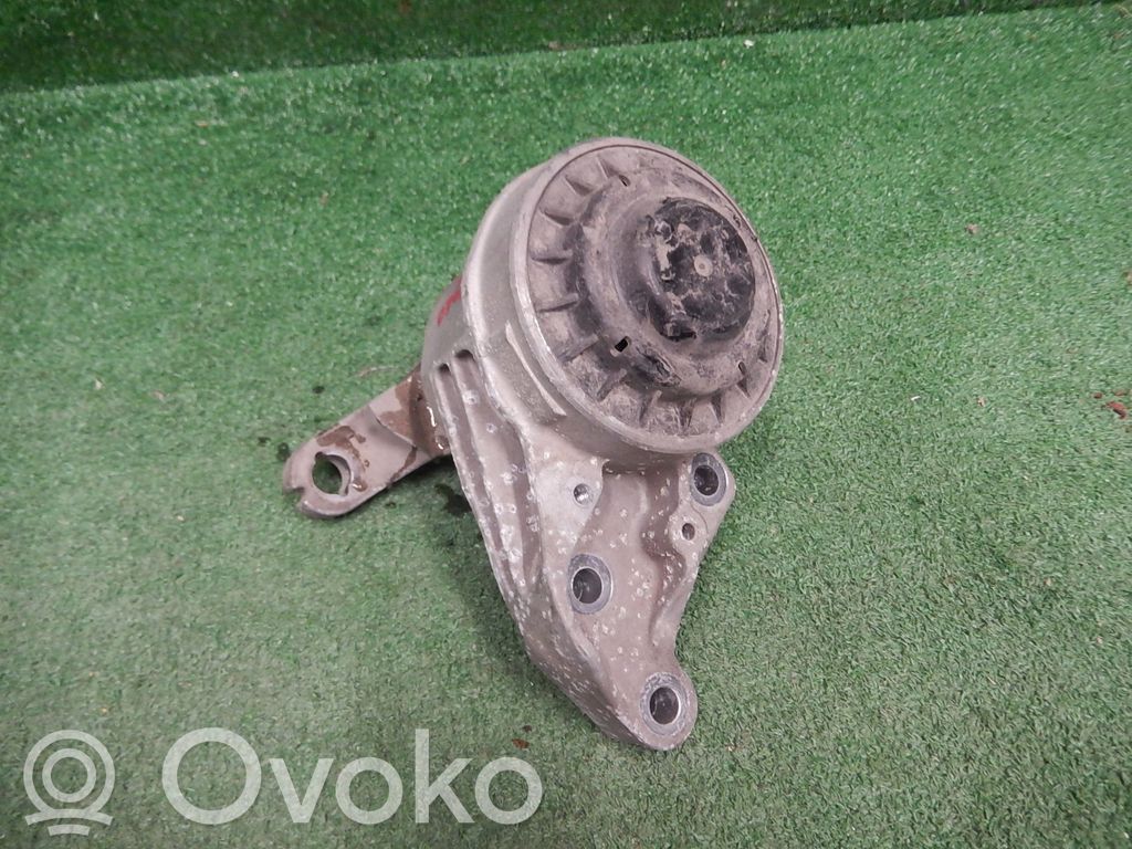 Ford Mondeo MK V Dzinēja spilvens 