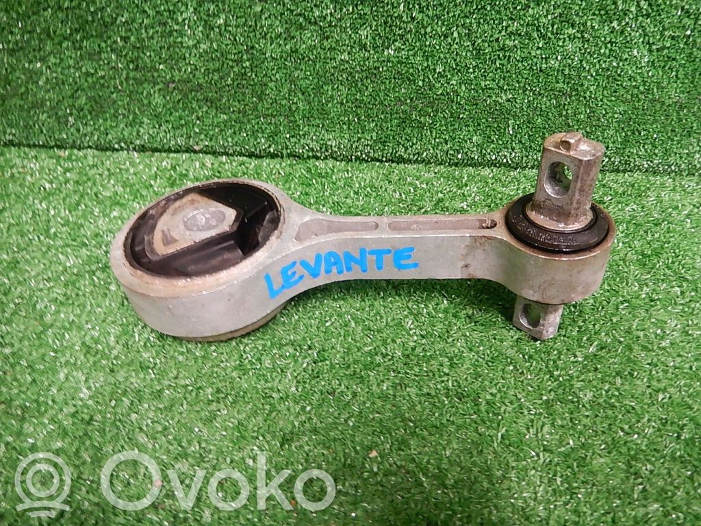 Engine mount bracket   06700320420,000239