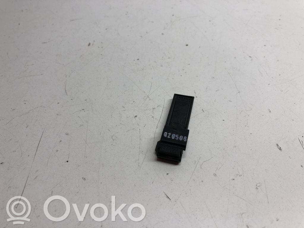 Muut laitteet   6905900