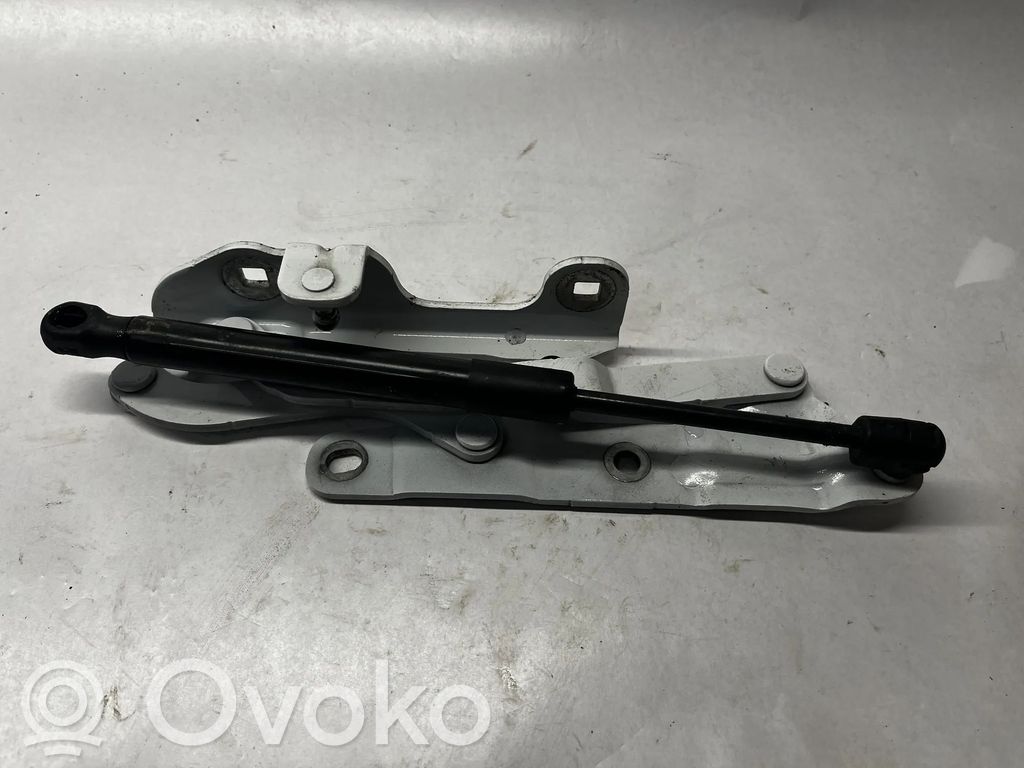 Chevrolet Camaro Tailgate/trunk/boot hinge 