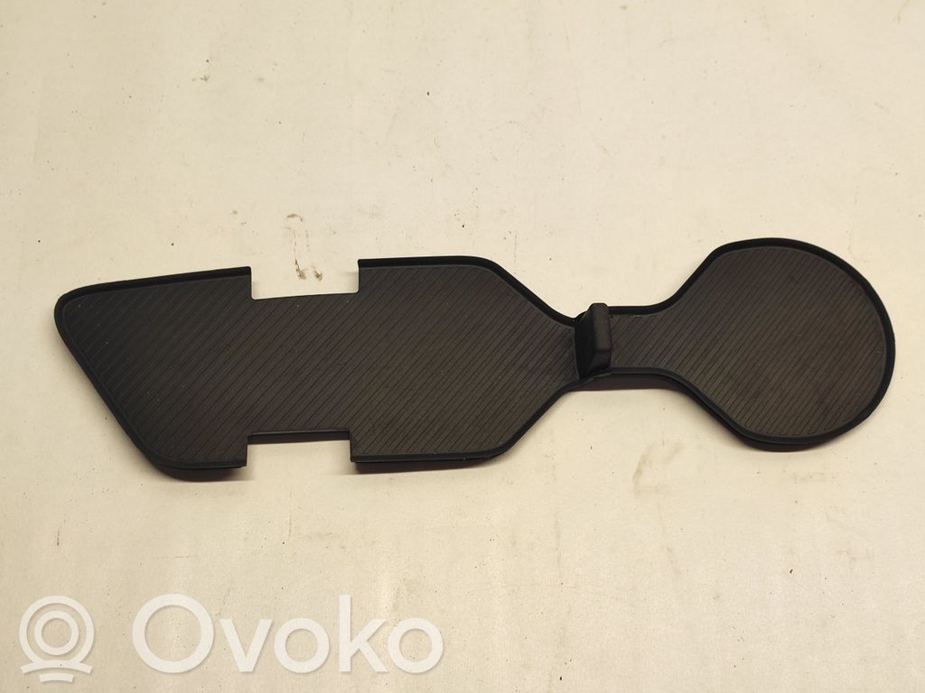 Base de la guantera   DH60G1