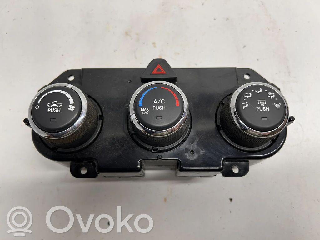 Dodge RAM 1500 DS Interior fan control switch 