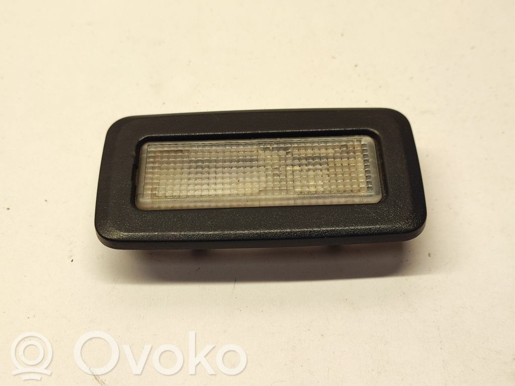 Luz interna puerta delantera   9130833