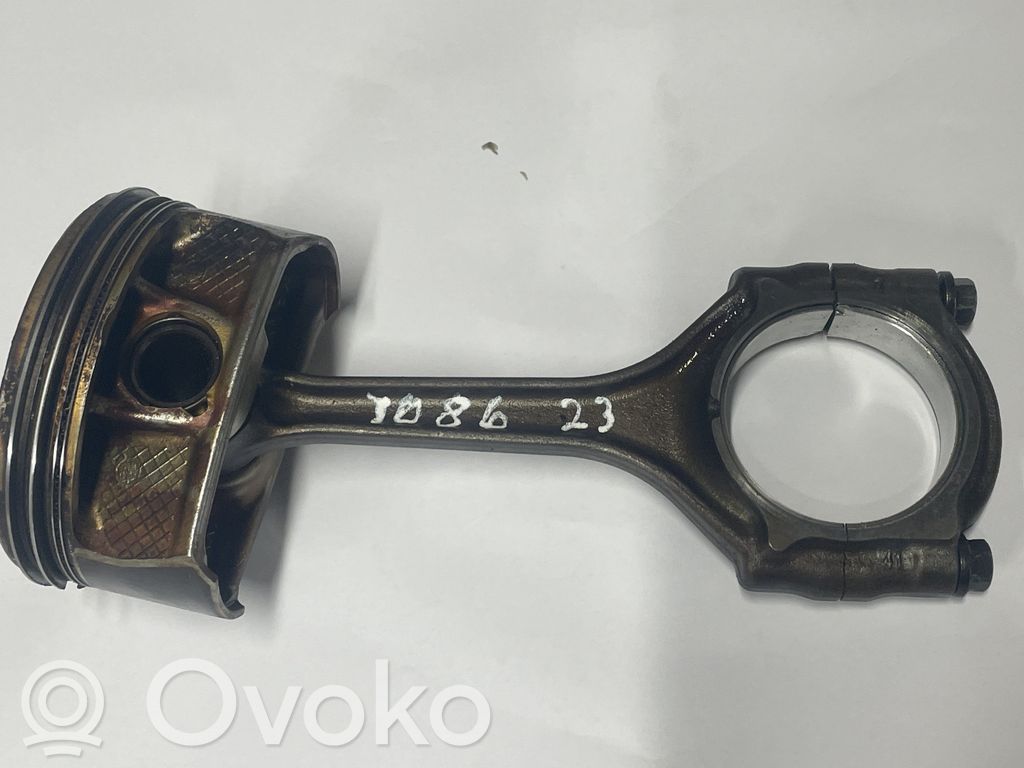 Dodge Durango III Piston 