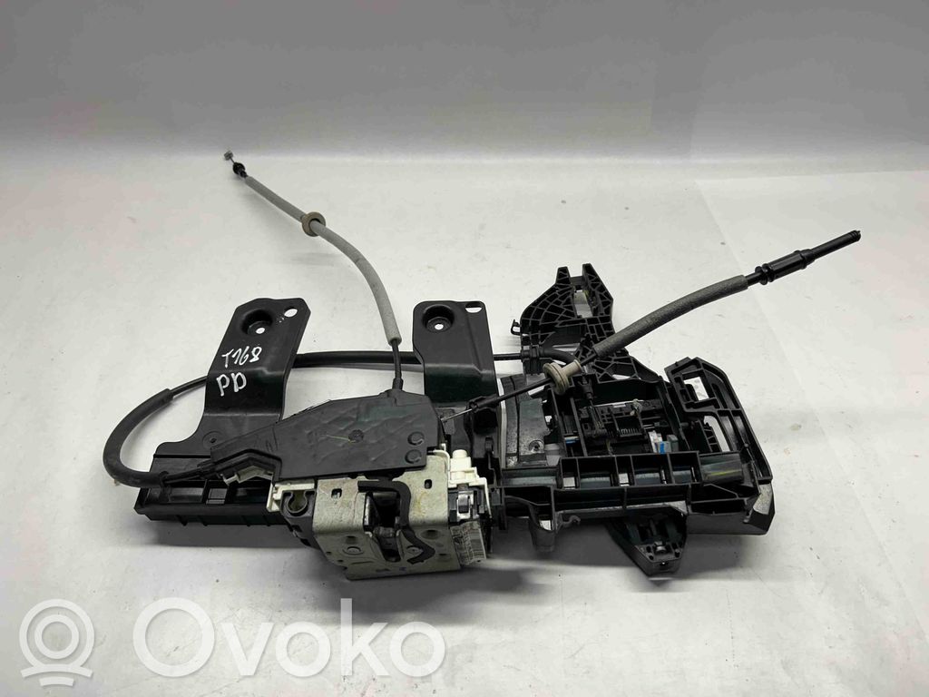 Ram 1500 DT Zamek drzwi przednich 