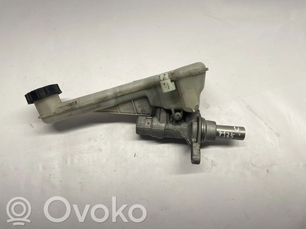 Ford Fusion Zbiornik płynu hamulcowego 