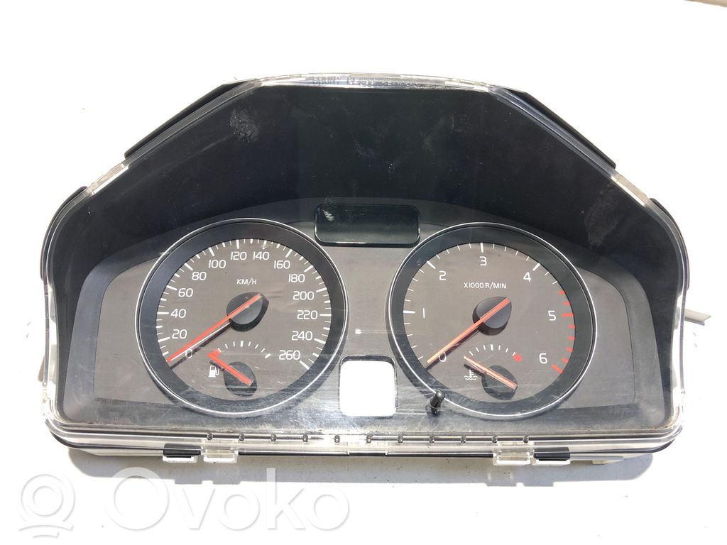 Volvo V50 Speedometer (instrument cluster) 