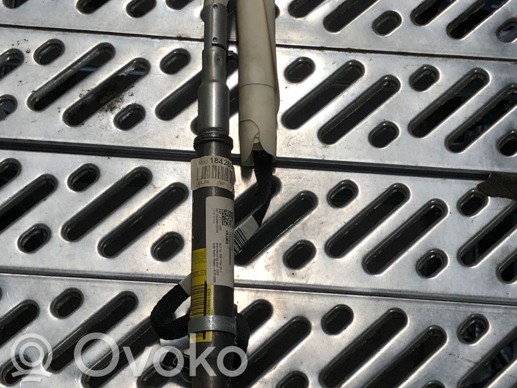 Volvo V50 Stogo oro pagalvė (užuolaida) 