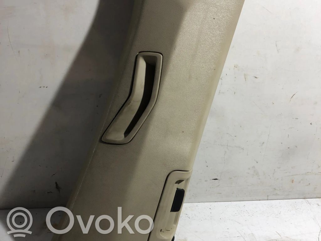Volvo XC60 Pilar (B) (superior) 