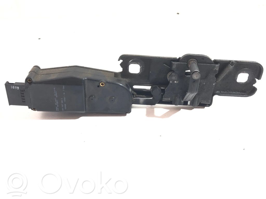 Siłownik elektryczny podnoszenia klapy tylnej / bagażnika   4F9827383D,152928,230410