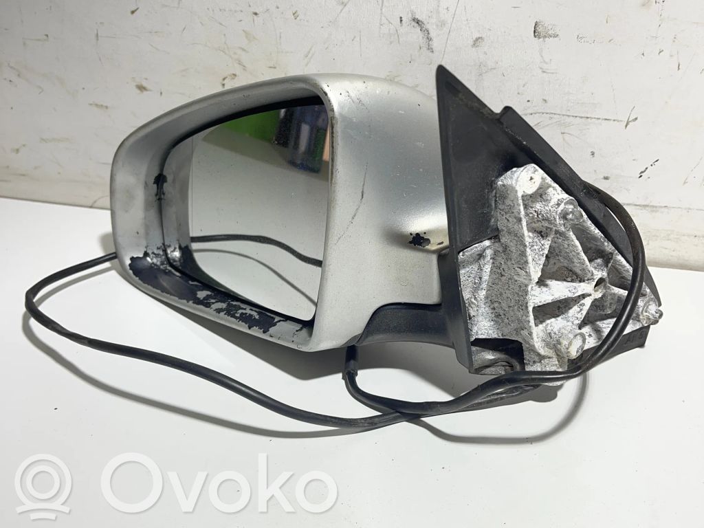Elektryczne lusterko boczne drzwi przednich   010681,8E1858531AA