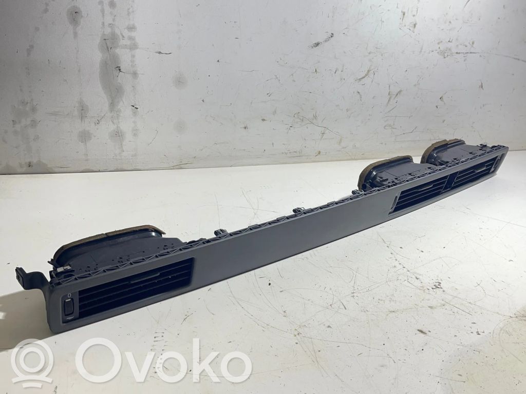 Volvo V70 Dash center air vent grill 