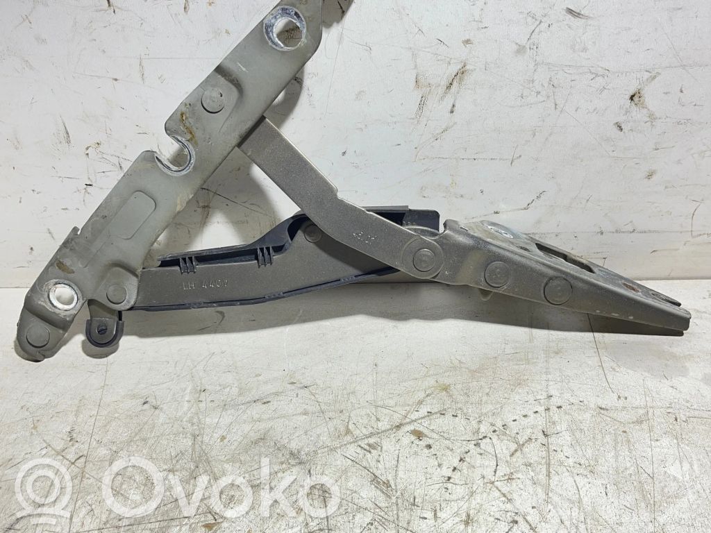 Audi A6 S6 C6 4F Tailgate/trunk/boot hinge 