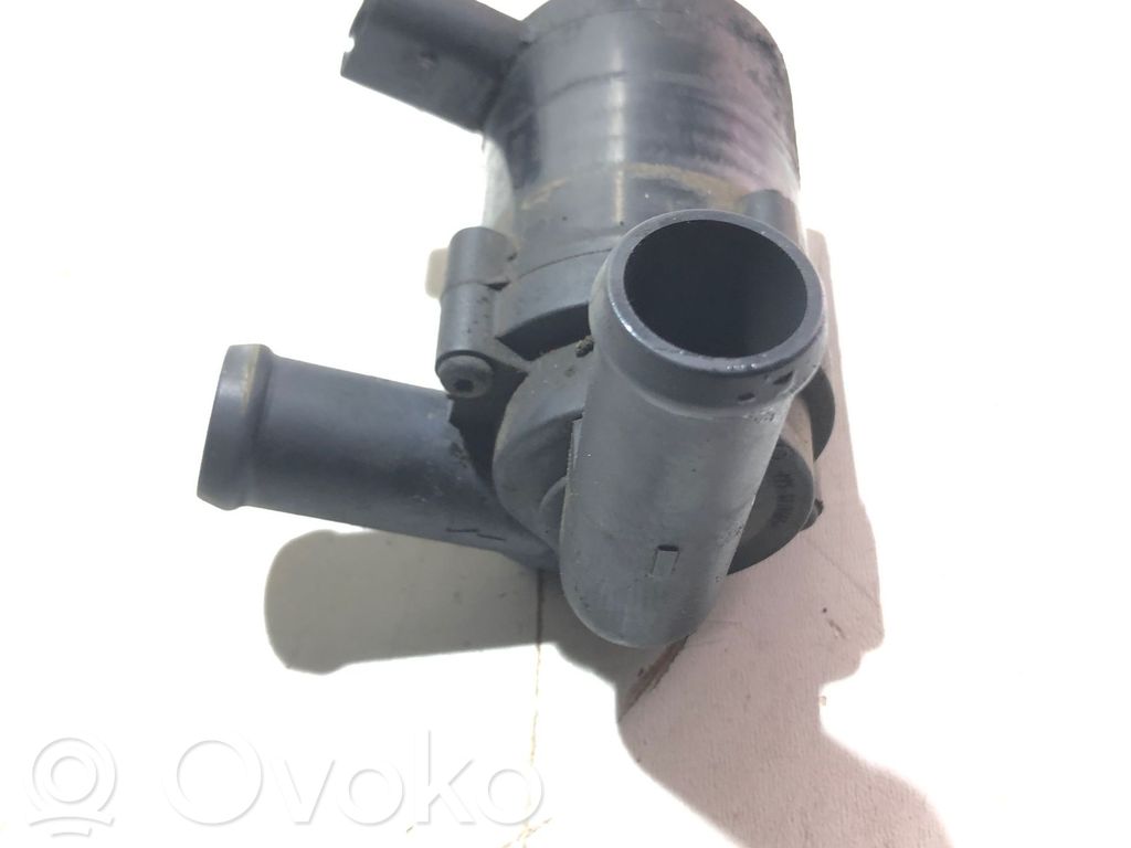 Pompa cyrkulacji / obiegu wody   7L0965561A,70207405