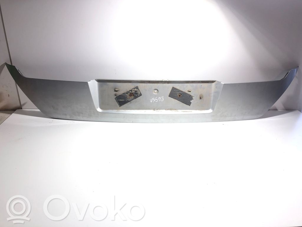 BMW 7 E65 E66 Tailgate trim 