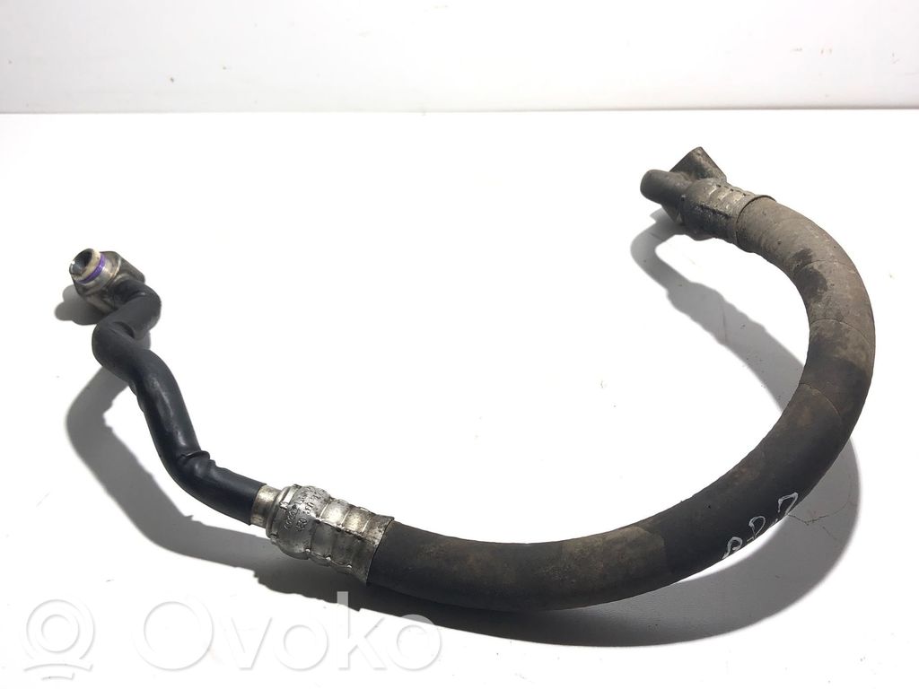 Audi A8 S8 D3 4E Ilmastointilaitteen putki (A/C) 