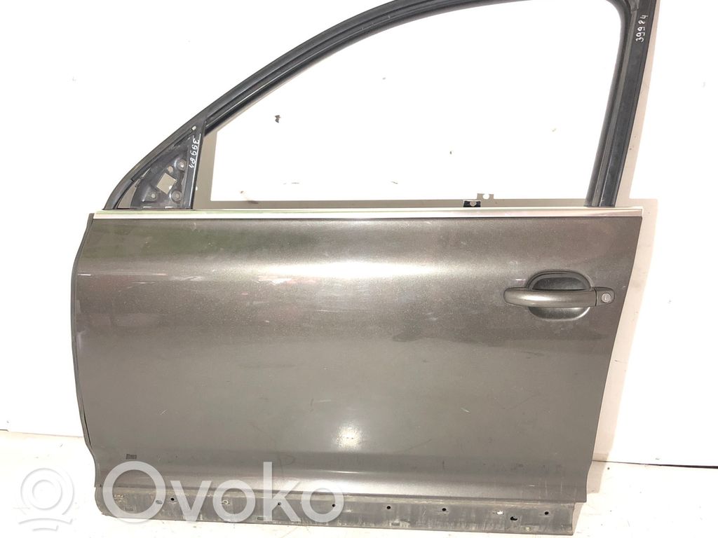 Drzwi przednie   7L0831055L