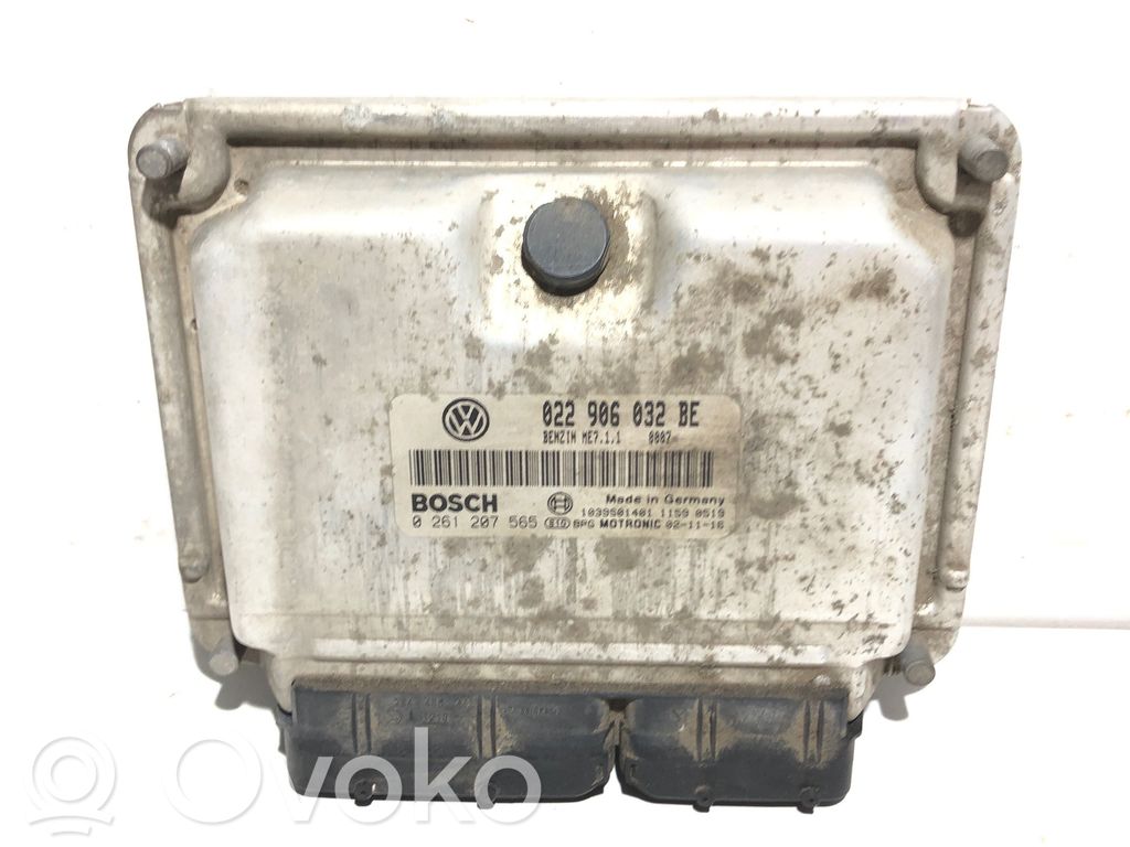 Volkswagen Touareg I Engine control unit/module 
