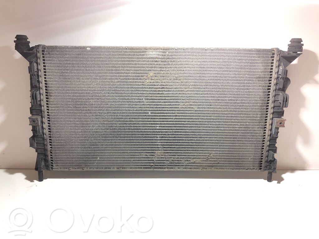 Volvo V50 Radiador del refrigerante 
