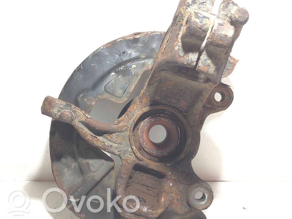 Volvo V70 Cubo de rueda delantera 