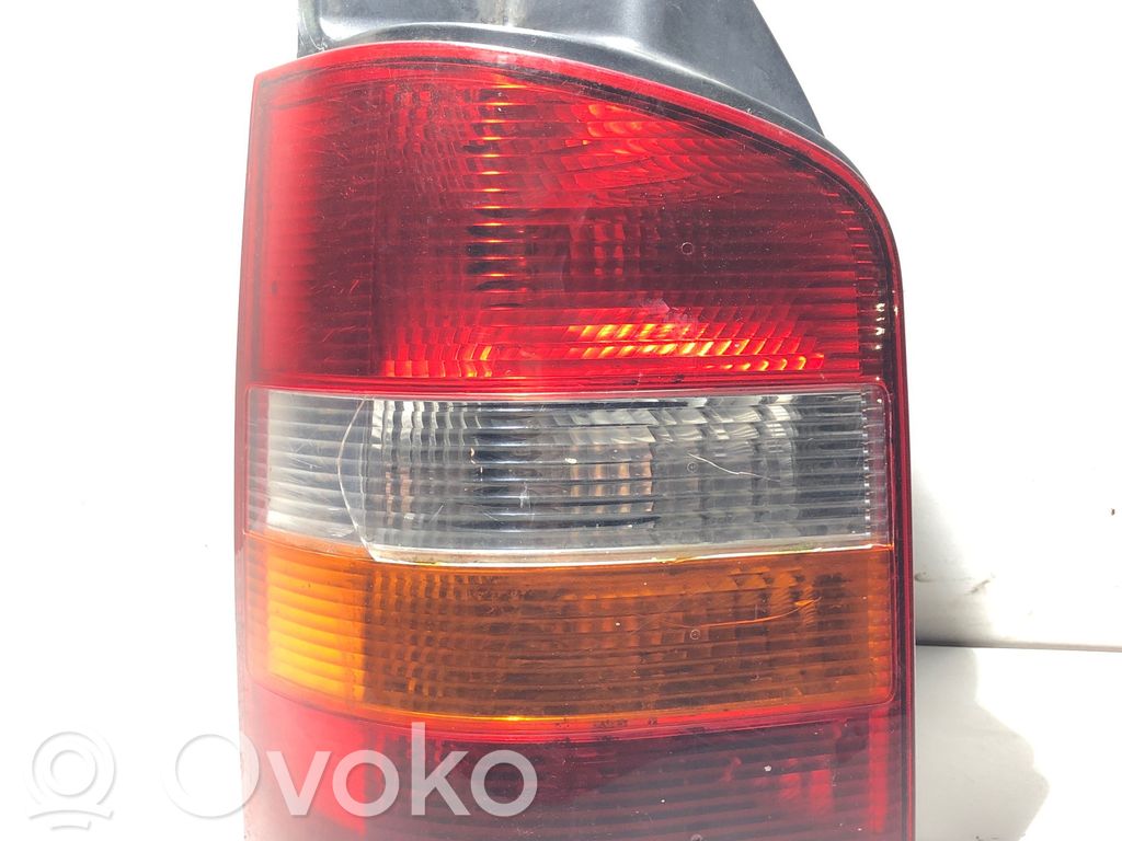 Volkswagen Transporter - Caravelle T5 Lampa tylna 