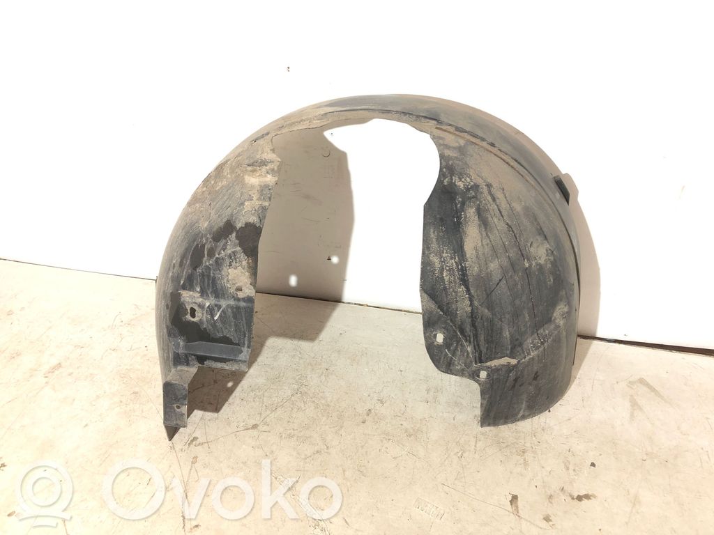 Chrysler Town & Country V Front wheel arch liner splash guards 