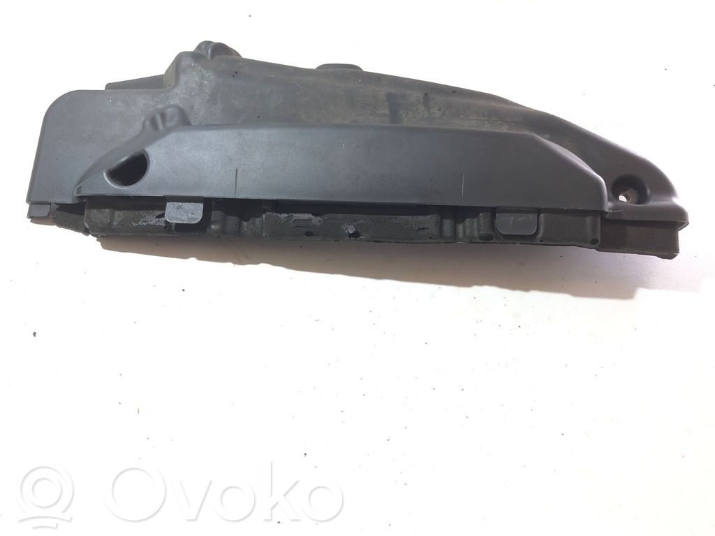 Couvercle cache moteur   7788918