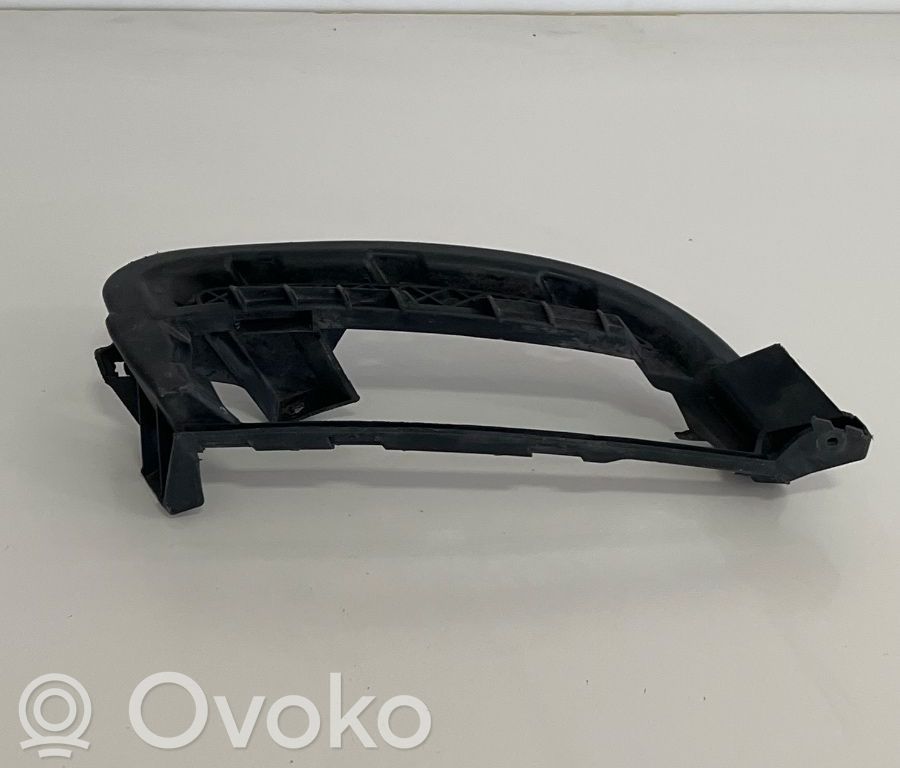 BMW 1 E82 E88 Front fog light trim/grill 