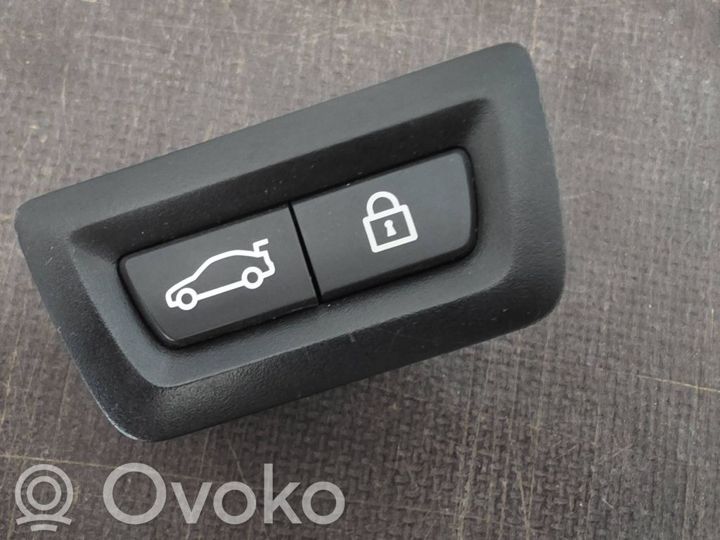 BMW X7 G07 Tailgate/boot open switch button 