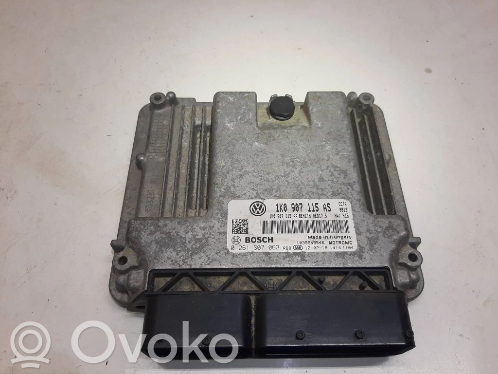 Volkswagen PASSAT CC Engine control unit/module 