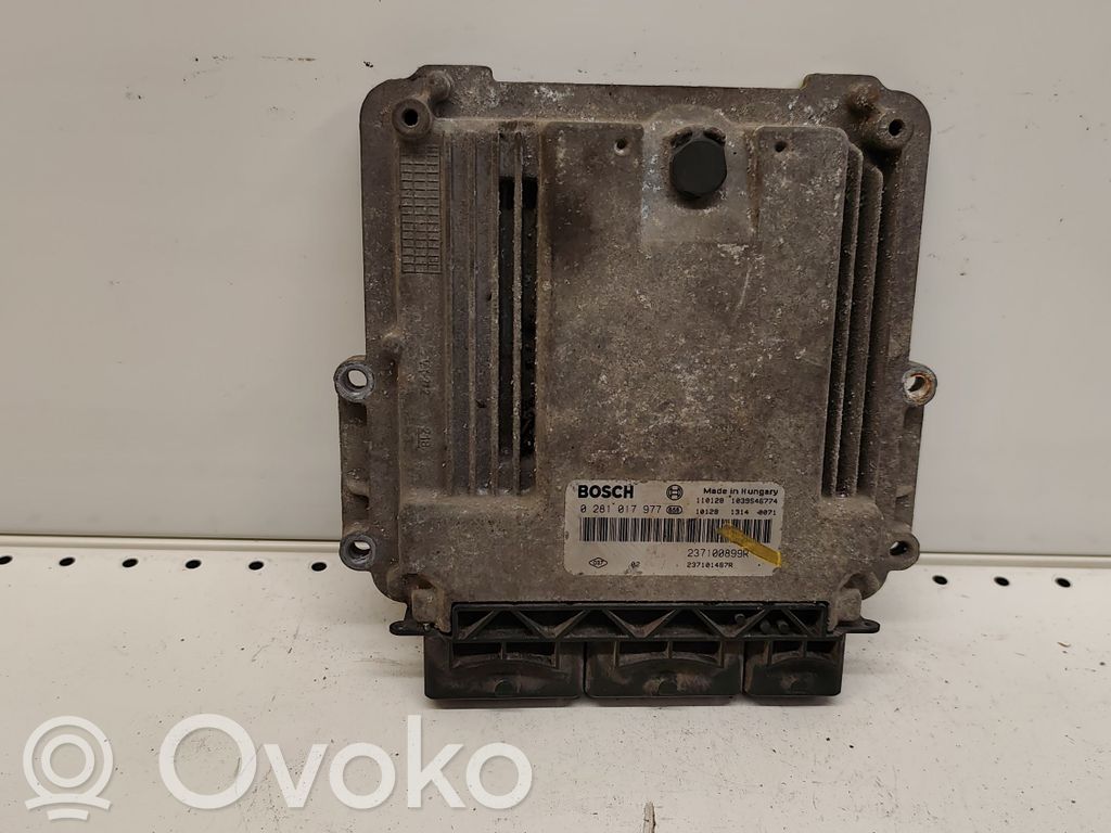 Renault Master III Engine control unit/module 
