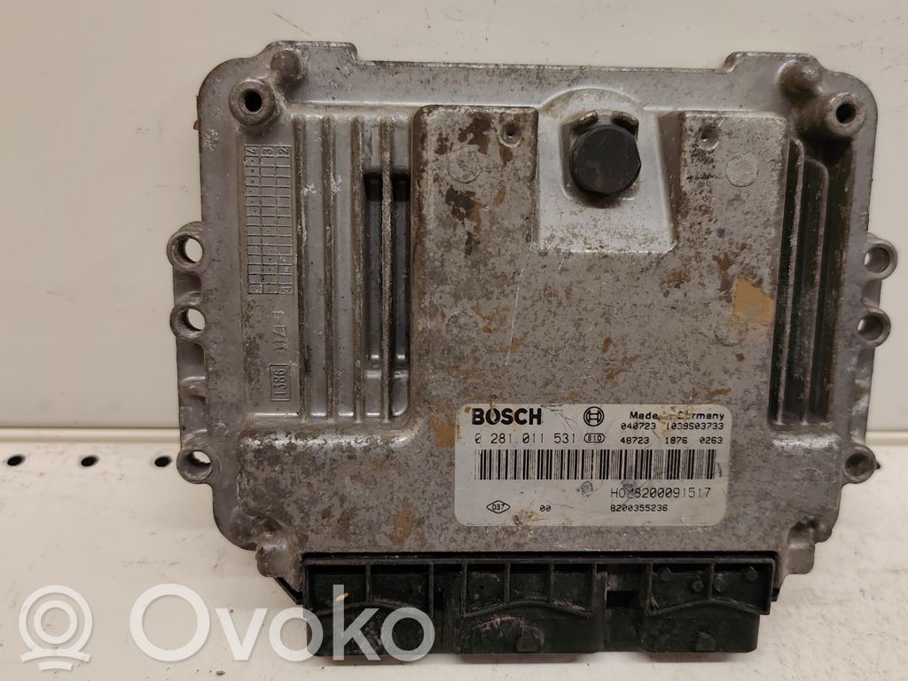 Renault Trafic II (X83) Engine control unit/module 