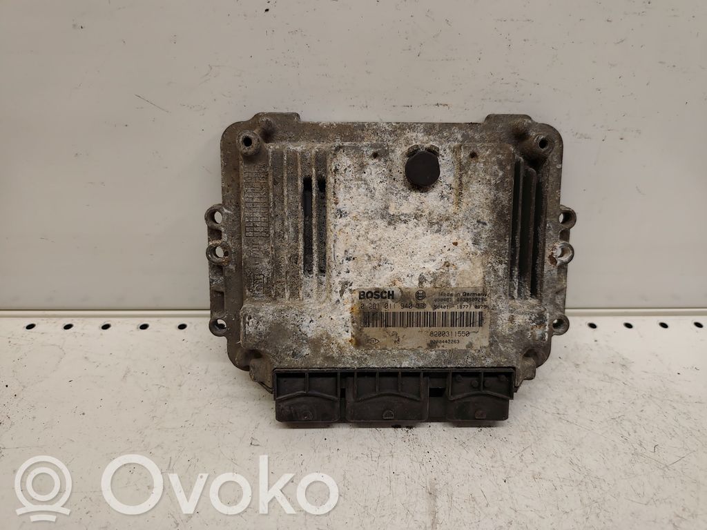 Renault Master II Engine control unit/module 