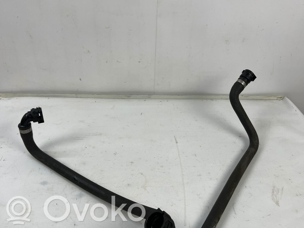 BMW 5 E60 E61 Engine coolant pipe/hose 