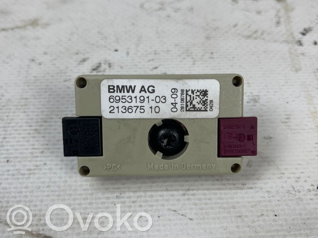 BMW 5 E60 E61 Antenos stiprintuvas 