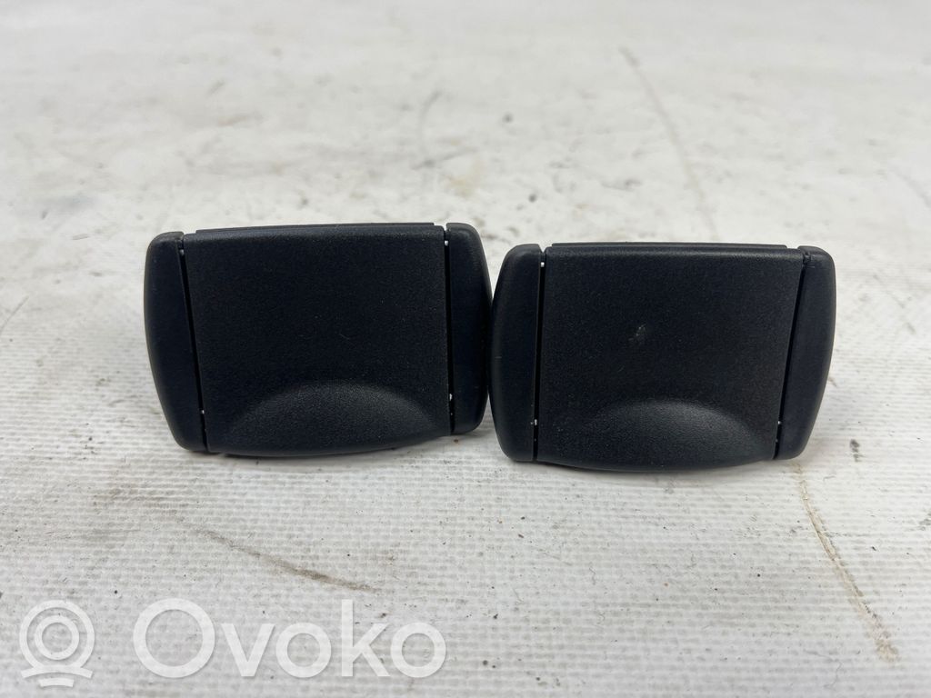 BMW 5 E60 E61 Otros repuestos del interior 