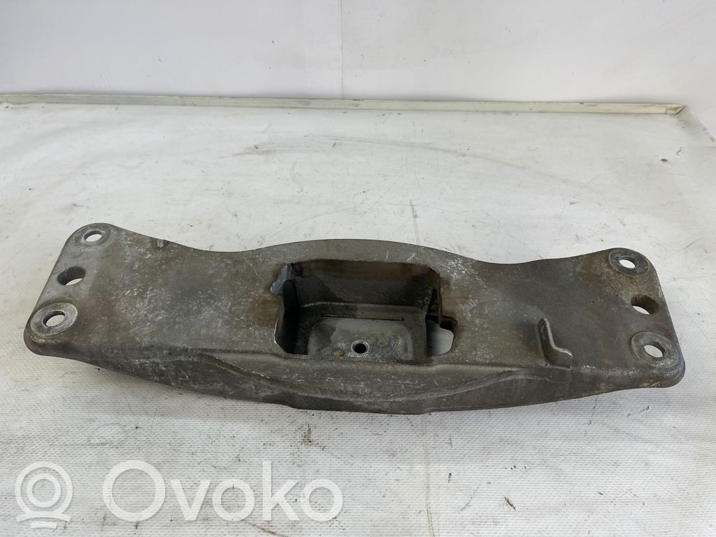BMW 5 E60 E61 Gearbox mounting bracket 