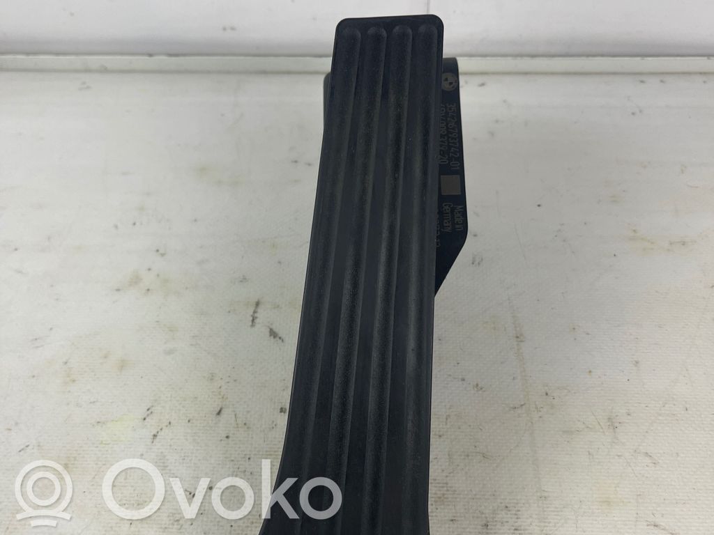 Accelerator throttle pedal   35426793742
