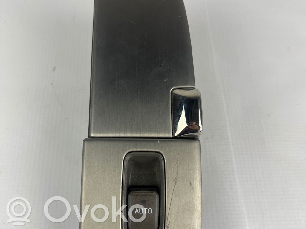 Electric window control switch   5741350020