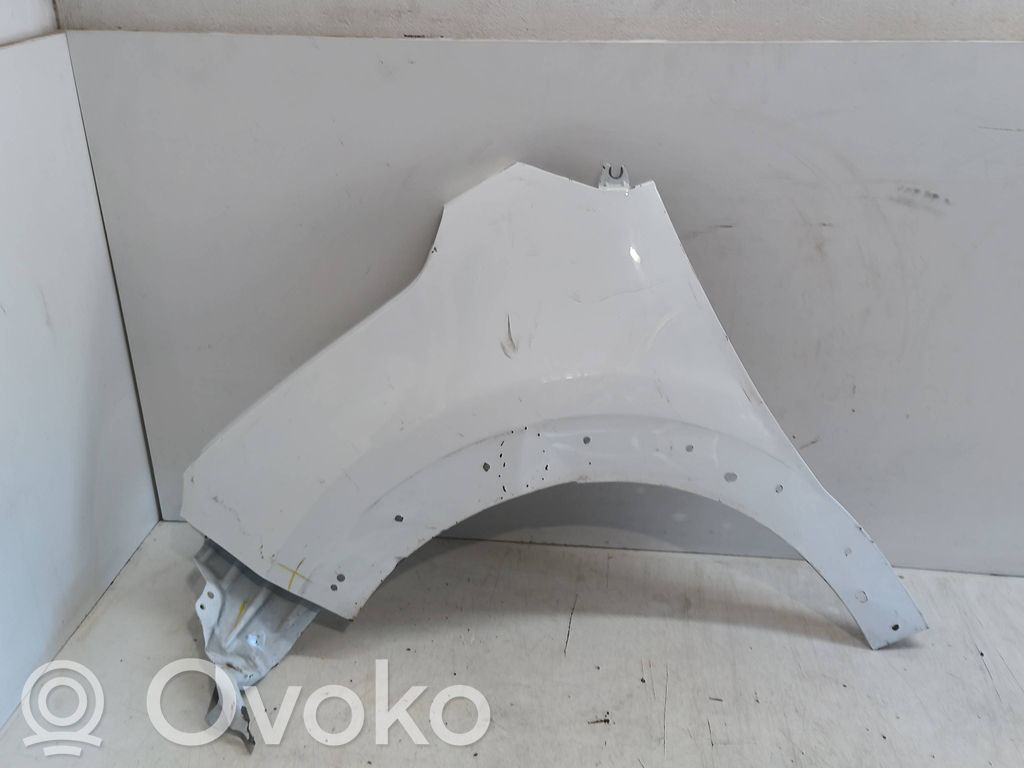 Citroen C3 Spārna stiprinājums 