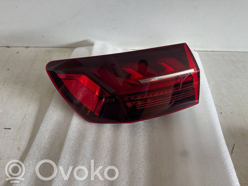 Audi A4 S4 B9 Lampa tylna 