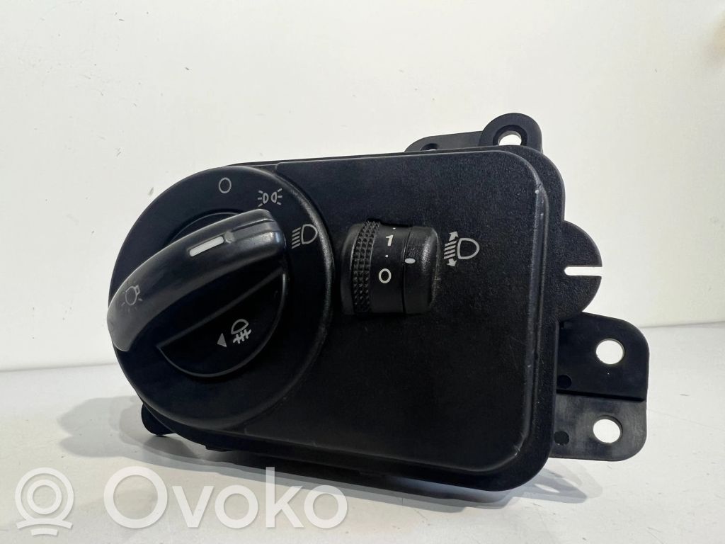 Ford Fiesta Light switch 