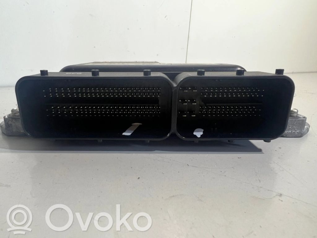 Mazda CX-7 Engine control unit/module 