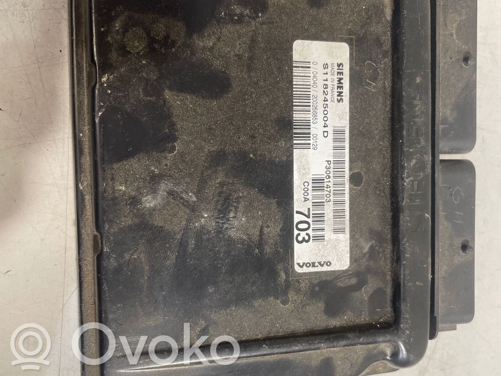 Volvo S40, V40 Engine control unit/module 